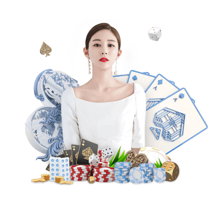 ayx游戏app 仙境之美！日落西山，绿化带两边的草坪仿佛镶嵌一片白雪